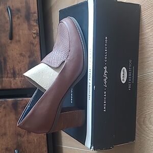DrSholl's Brown Shoes, size 8